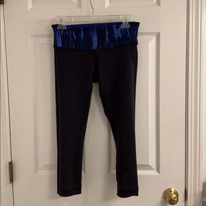 REVERSIBLE Lulu Lemon Leggings (Cropped)